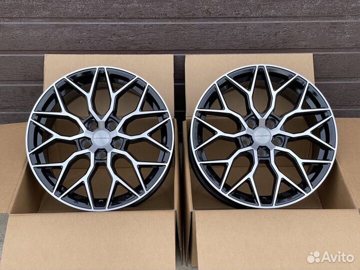 Литые Диски Vossen HF2 R18 5*108 BP