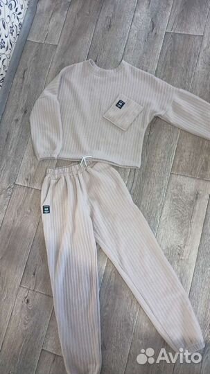 Детские вещи на девочку