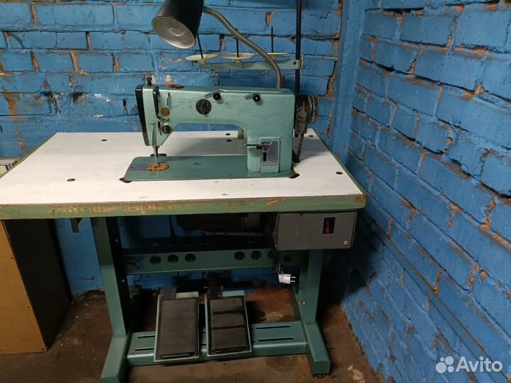 Швейная машина 1022 класса