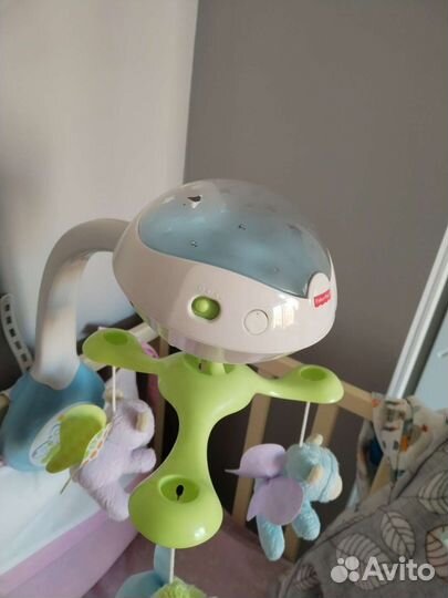 Мобиль на кроватку fisher price