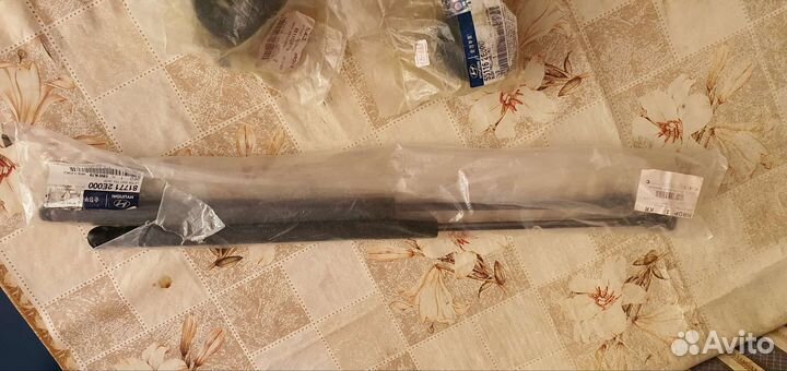 Газовые упоры багажника Hyundai