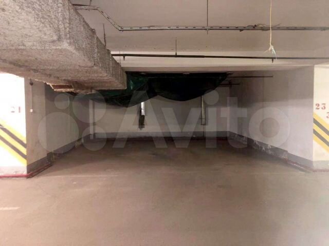 Машиноместо, 12 м²