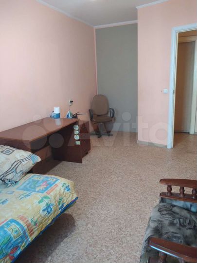 Комната 18 м² в 3-к., 6/9 эт.