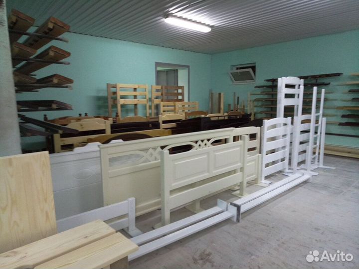 Комод из массива сосны, берёзы, бука, дуба