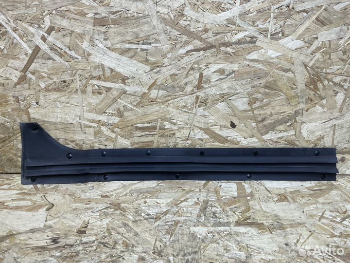 Уплотнитель двери задней левой Jetour Dashing