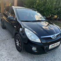 Hyundai i20 1.4 MT, 2010, 240 000 км, с пробегом, цена 595 000 руб.