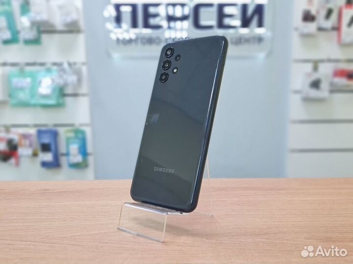 Samsung Galaxy A13, 4/64 ГБ