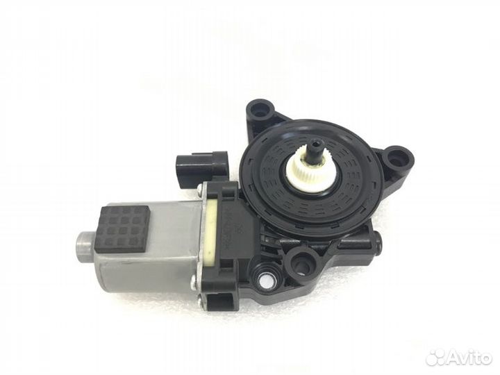 Мотор стеклоподъемника задний левый Kia K5 G4NA