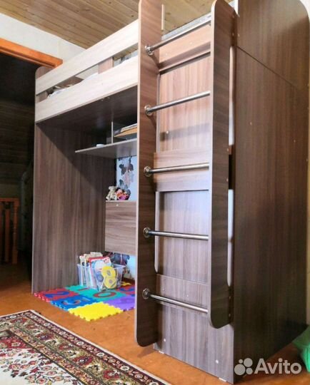 Кровать чердак