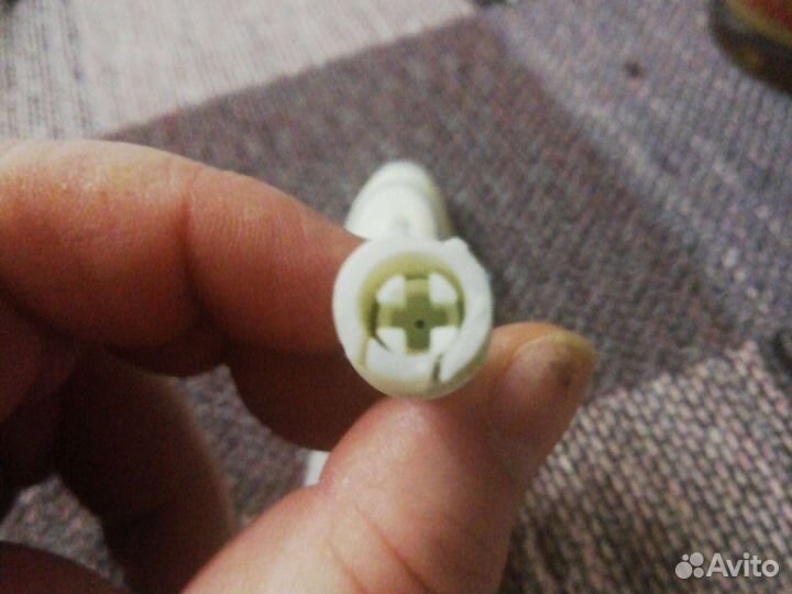 Электрическая зубная щетка Колгейт