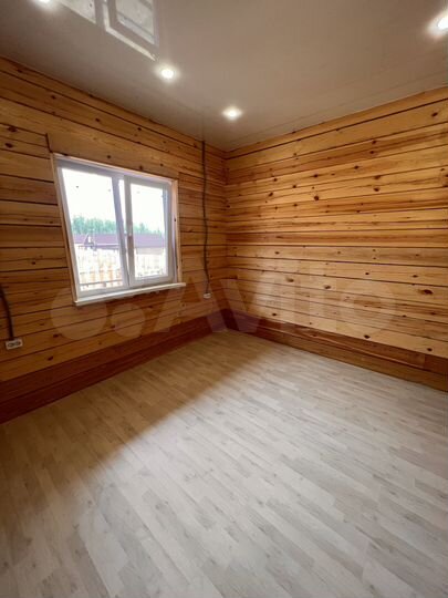 Дом 139,8 м² на участке 7,2 сот.