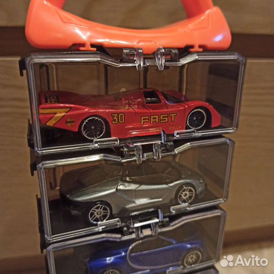 Модельки авто 1/64 10 шт