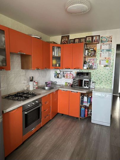 3-к. квартира, 56 м², 10/10 эт.