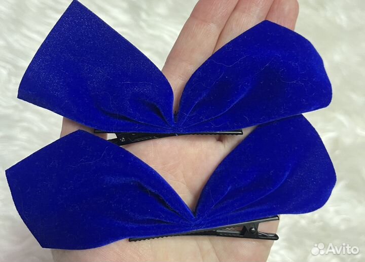 Набор бархатных бантов на заколках