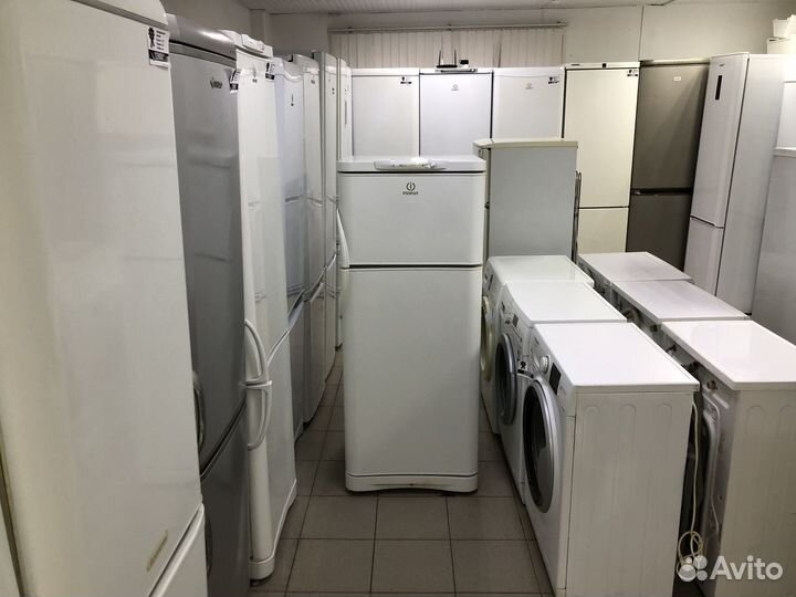 Холодильник Indesit. 145 см. Гарантия и доставка