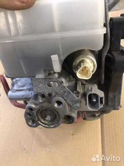 Главный тормозной цилиндр Toyota 4Runner (2582)