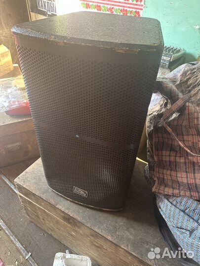 Активный сабвуфер