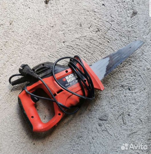 Сабельная пила black decker is 8880 es