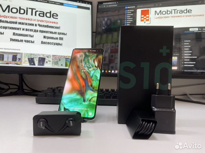 Samsung Galaxy S10+, 8/128 ГБ