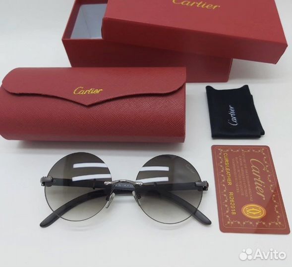 Солнцезащитные очки Cartier