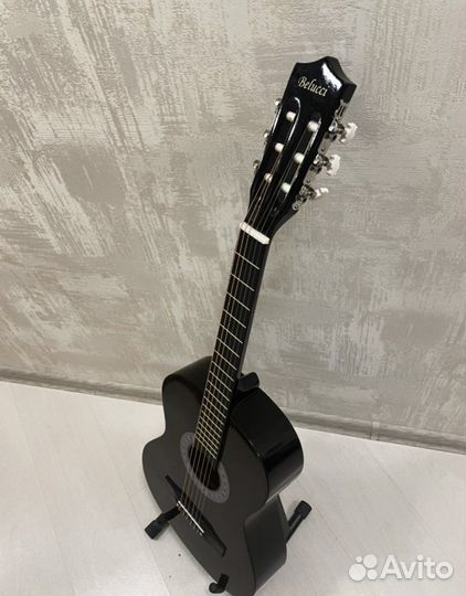 Классическая гитара Belucci
