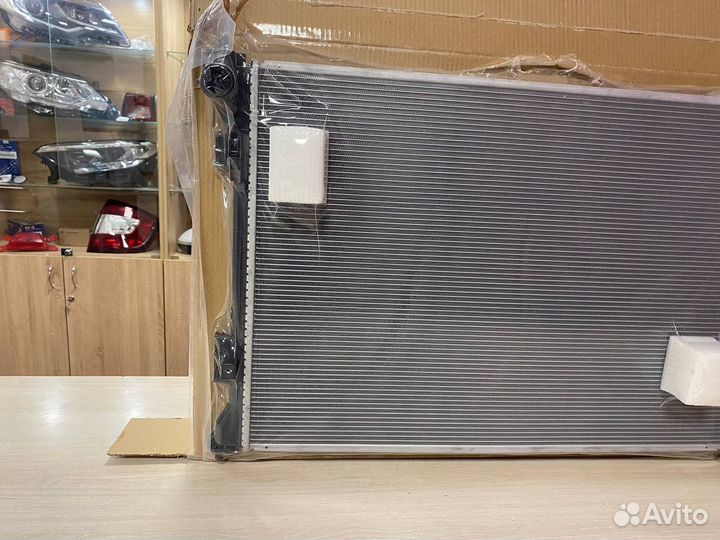 Радиатор охлаждения Kia K5 20-22