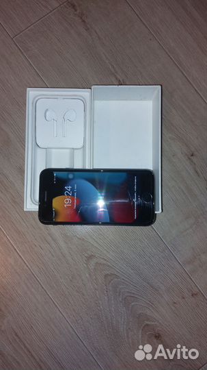 iPhone 7, 32 ГБ