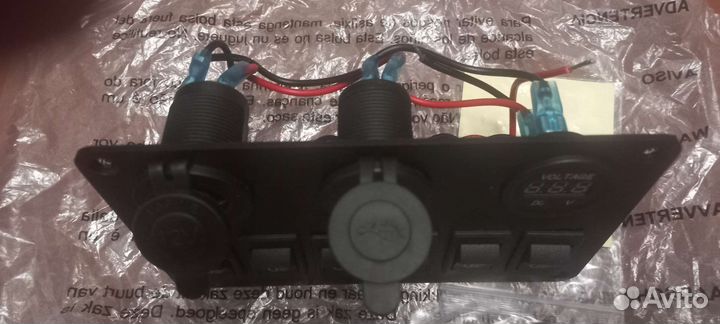 Переключатель с двойным USB зарядным устройством