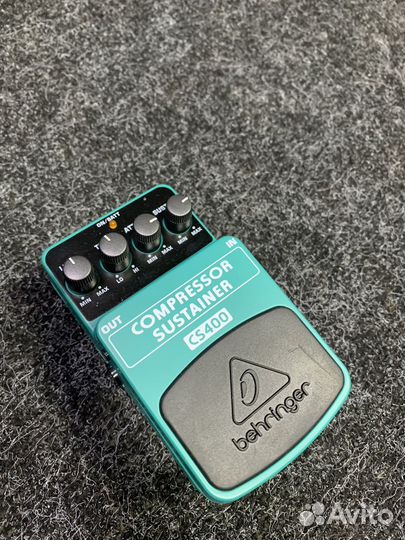 Педаль Berhinger CS400