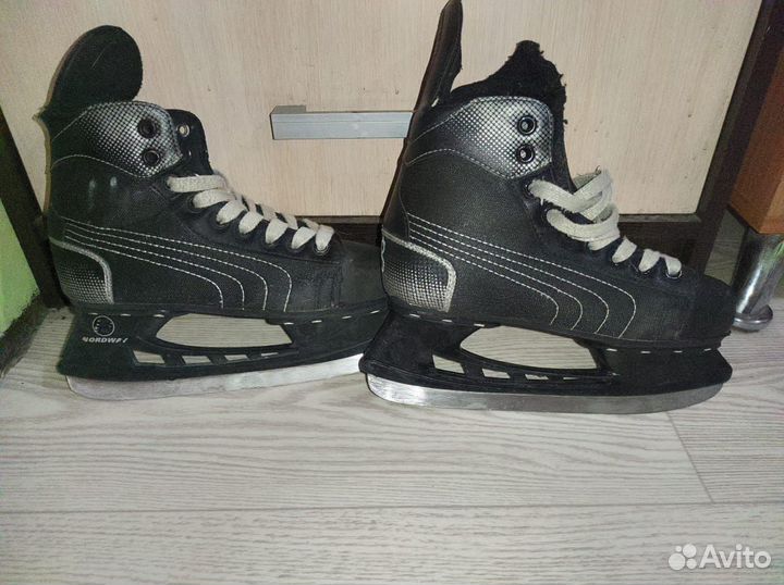 Продам коньки