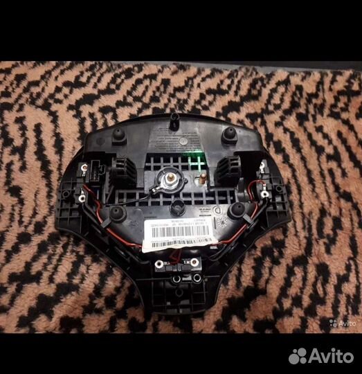 Подушка безопасности пежо 308 водителя