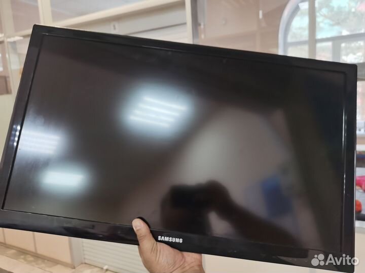 Телевизор рабочий samsung ue26d4003bw