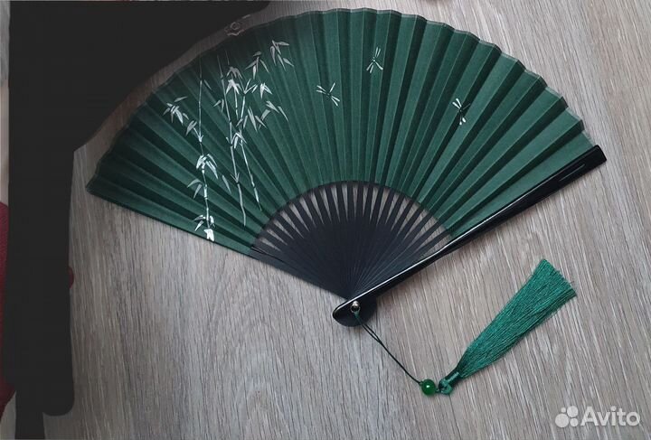 Веер зеленый косплей Ци Жун Шэнь Цинцю