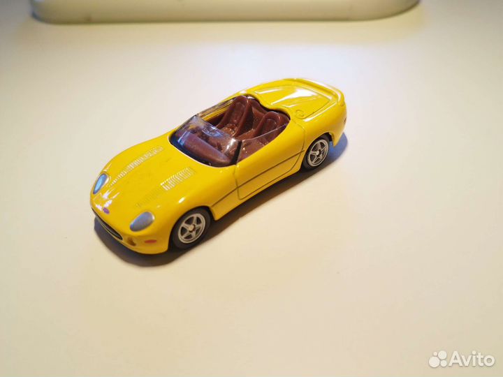 Машинка hot wheels jaguar xk 180