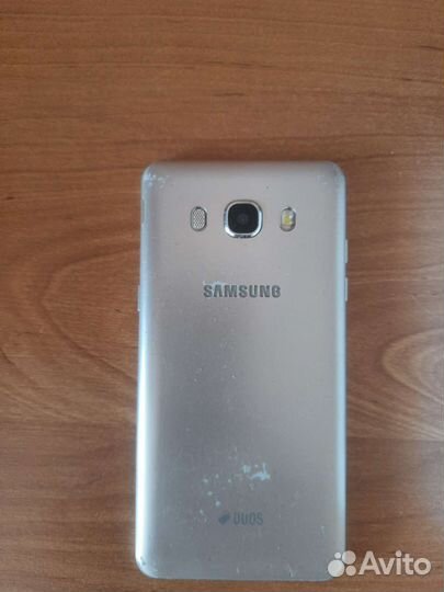 Телефон Samsung j5