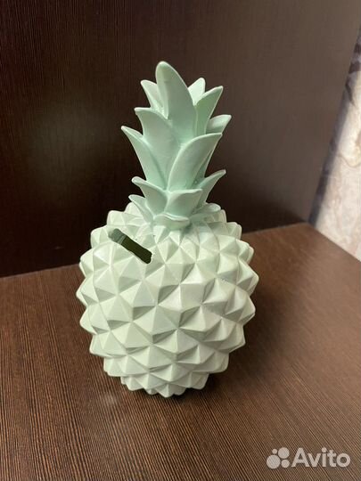 Копилка ананас
