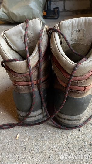 Трекинговые ботинки Salewa. Женские/подростковые