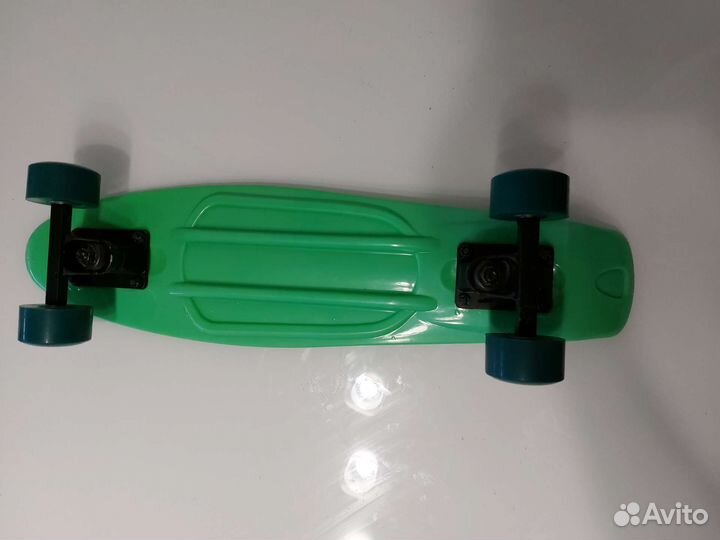 Скейтборд (Лонгборд) зелёный
