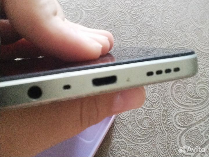Мобильные телефоны бу realme с30