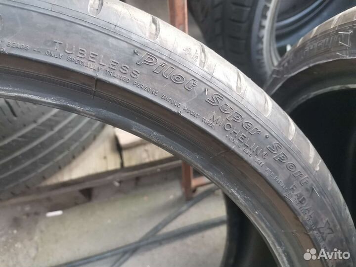 Michelin Pilot Super Sport 295/35 R20