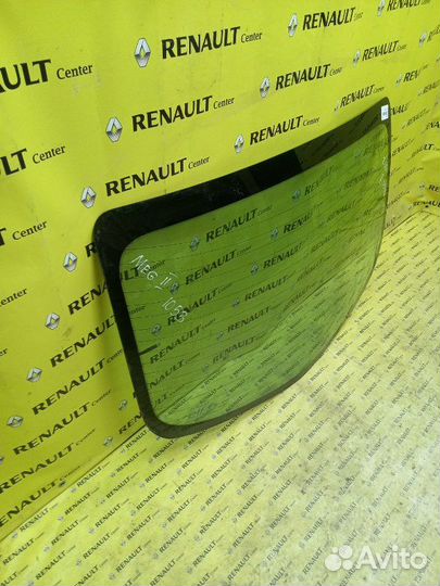 Стекло заднее Renault Megane седан 1.6 2008