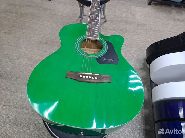 Гитара акустическая зелёная