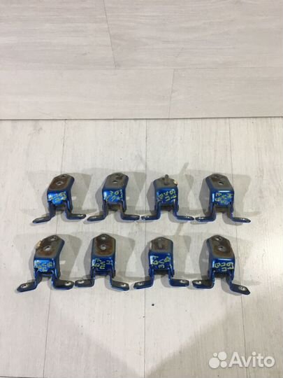 Петля двери mazda 3 BK 2.0 мт седан