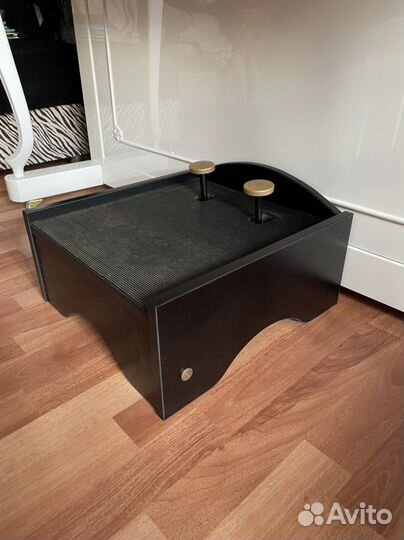 Педальная подставка для фортепиано