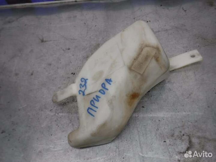 Бачок омывателя Лада Приора 126 2007