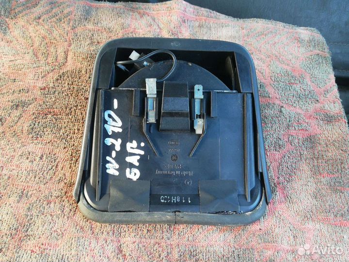 Стоп-сигнал Мерседес W210