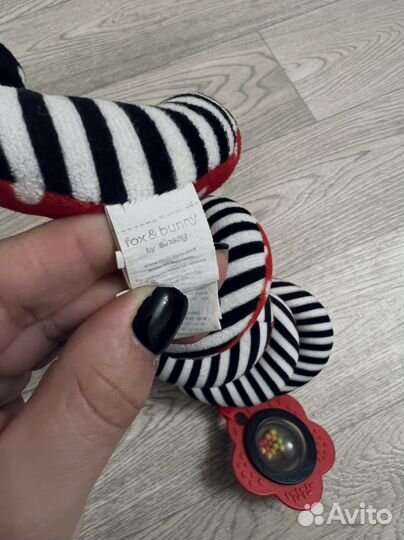 Игрушка на коляску