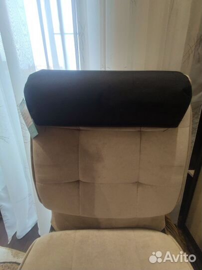 Полувалик на резинке на кушетку,стул