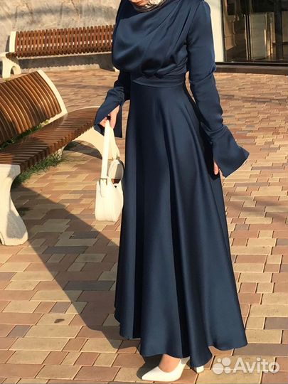 Вечернее платье