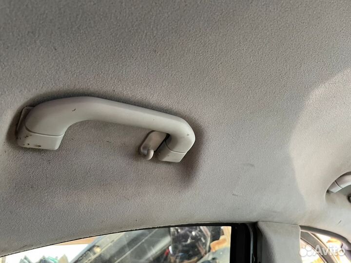 Ручки потолка Mercedes C-class W203